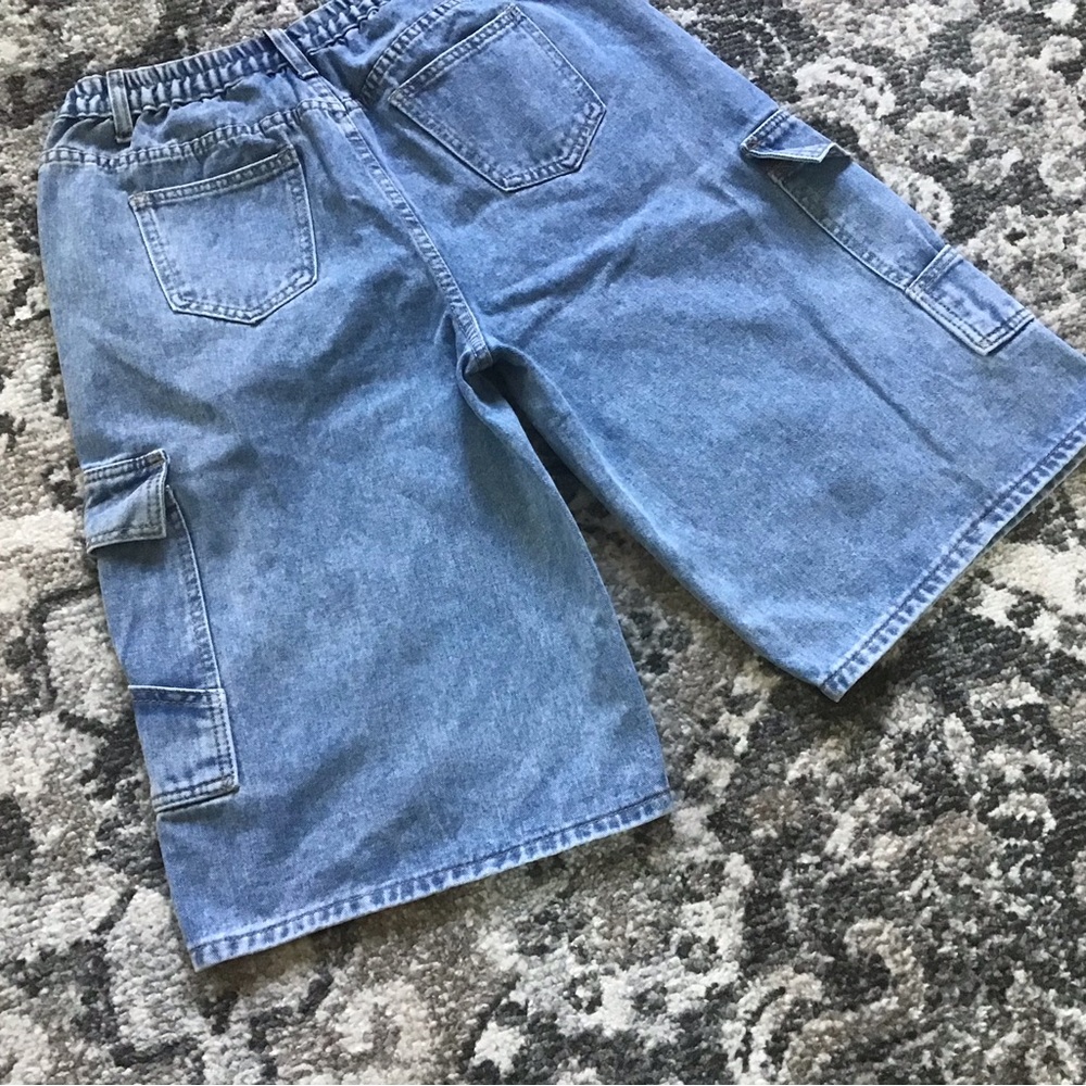 SHEIN Lighter Wash Denim Long Cargo Shorts, Size 31 - Picture 7 of 13